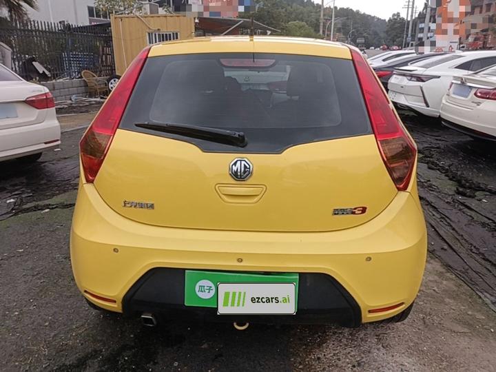 3 2014 1.5L AMT Elite photo 5