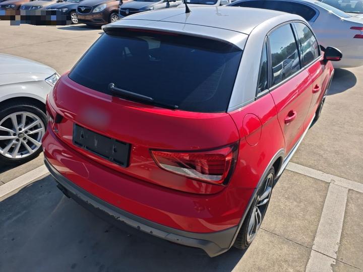 A1 2016 30 TFSI Sportback Design photo 6