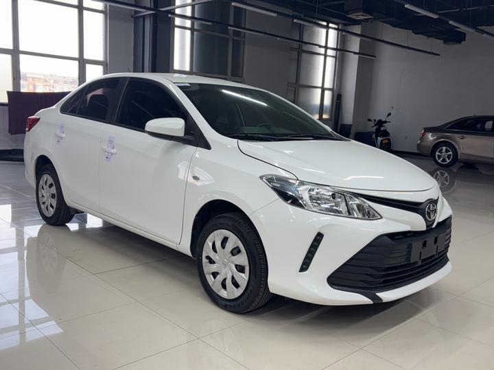 Vios 2017 1.5L CVT photo 3