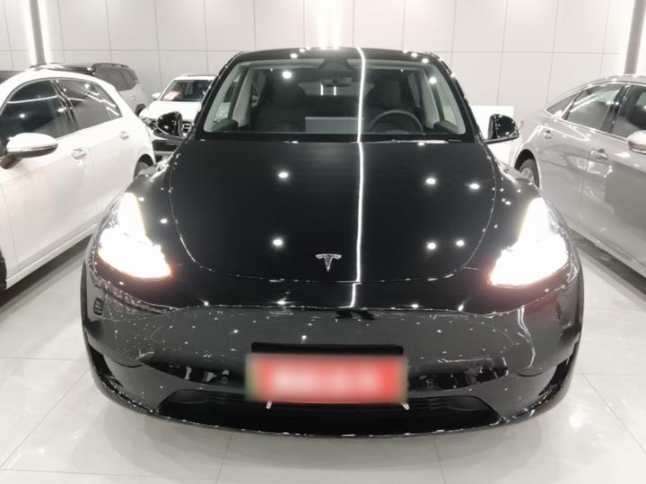 Model Y 2023 RWD photo 2
