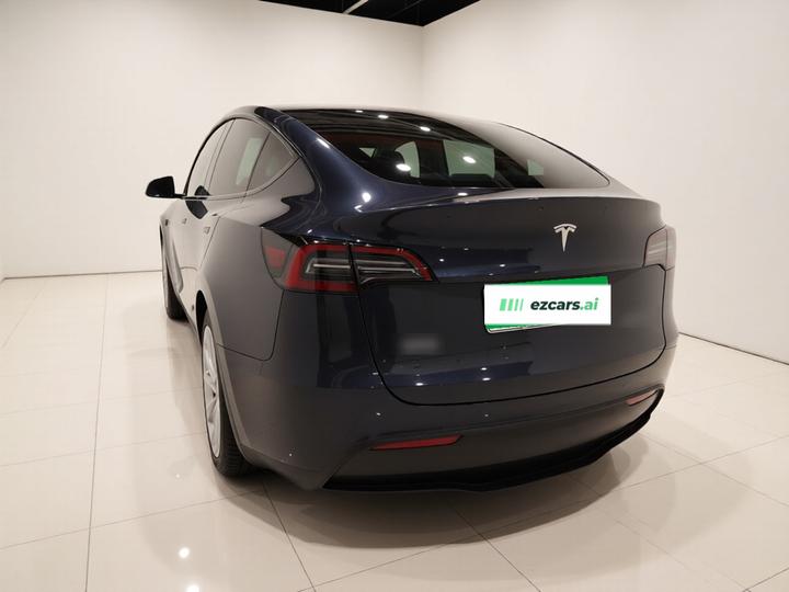 Model Y 2024 RWD photo 4