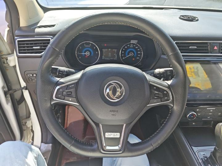 Fengon 580 2017 1.5T CVT Luxury photo 6