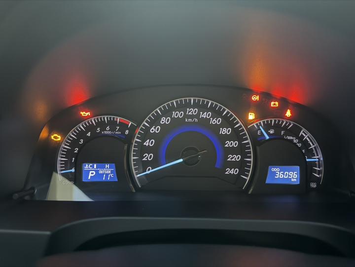 Camry 2015 2.0E Elite photo 7