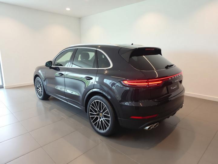 2019 Cayenne 3.0T photo 4