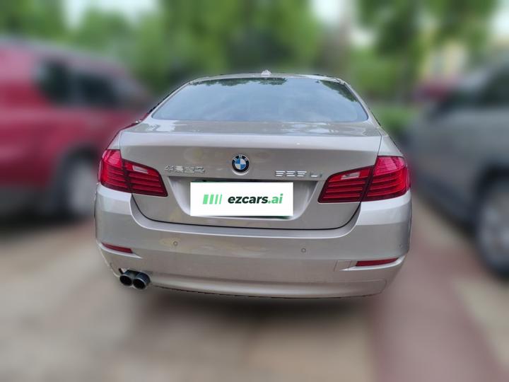 5 Series 2017 525Li Leading photo 5