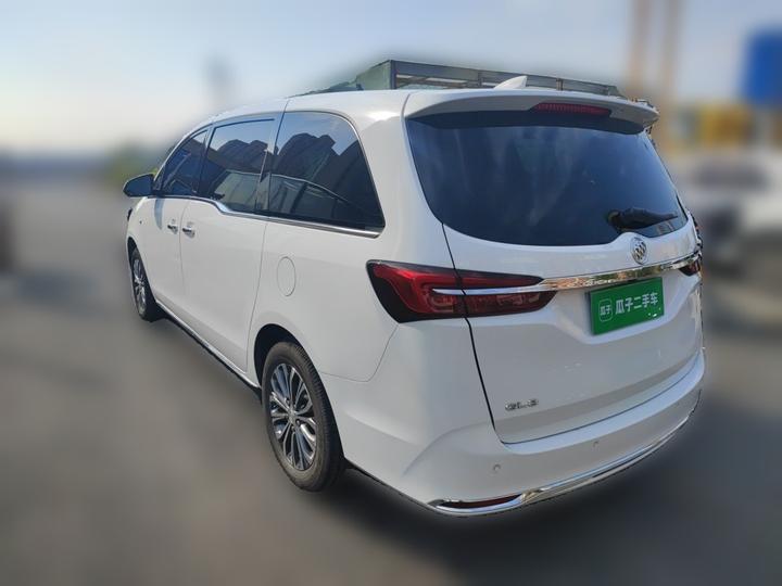GL8 2023 Facelift Luxury photo 4
