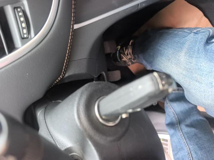 2018 330T MT RWD Comfort photo 8