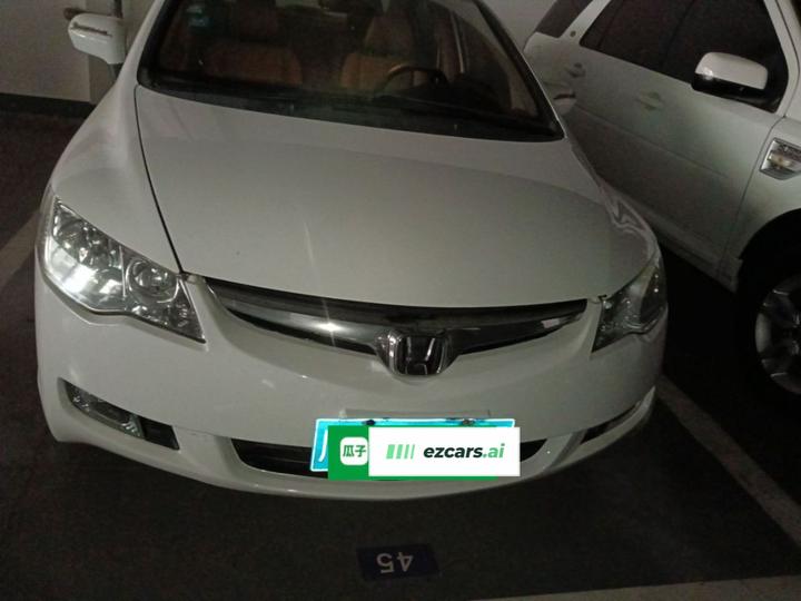 CiiMO 2012 1.8L AT photo 2
