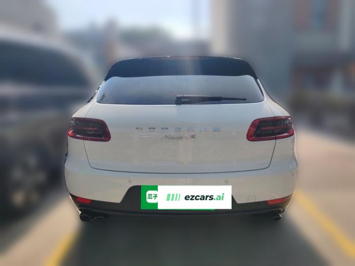2016 Macan 2.0T photo 5