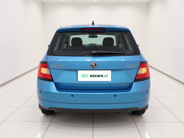 Fabia 2015 1.4L AT photo 5