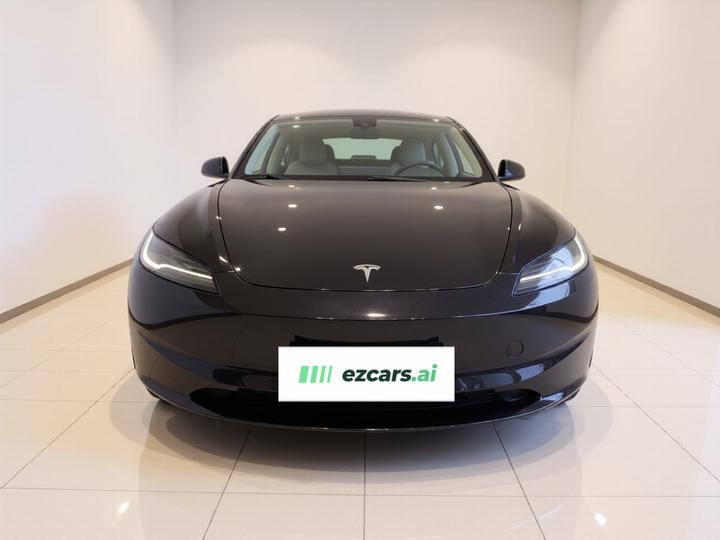 Model 3 2023 Long Range AWD photo 2