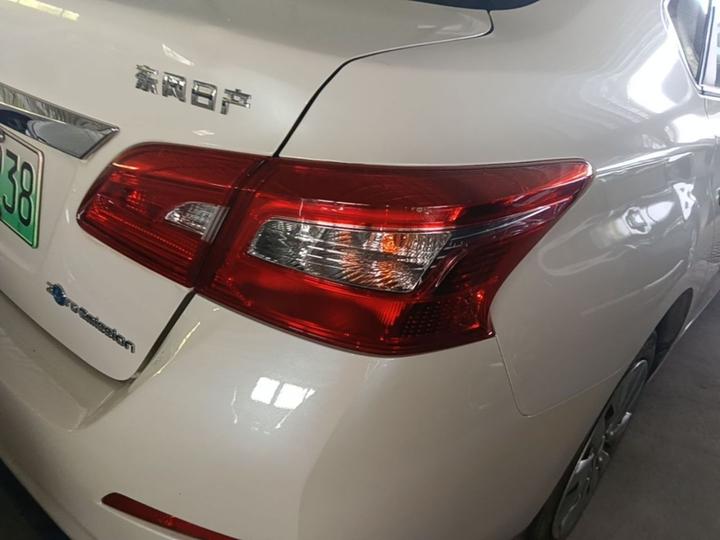 Sylphy EV 2018 photo 7