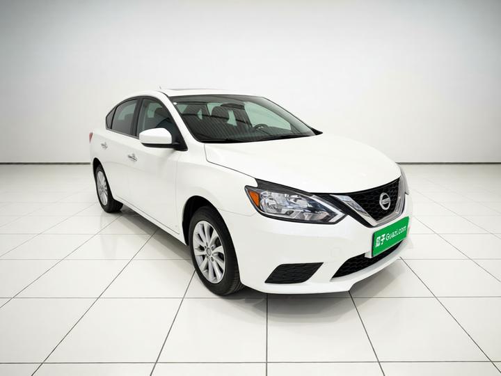 Sylphy 2024 Classic 1.6XE CVT Comfort photo 3
