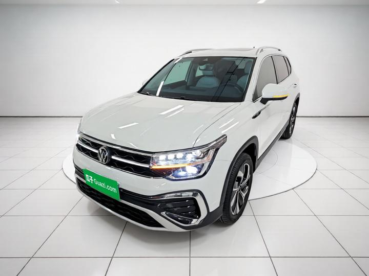 Tharu 2024 300TSI RWD photo 2