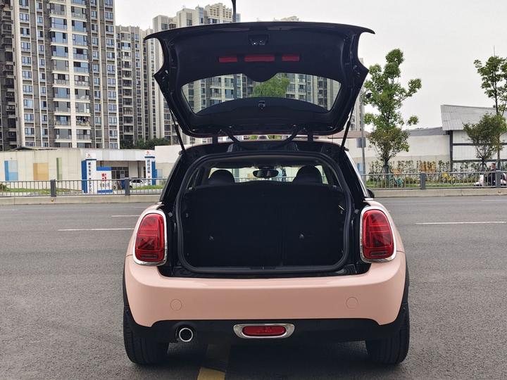 2019 1.5T COOPER Classic photo 8