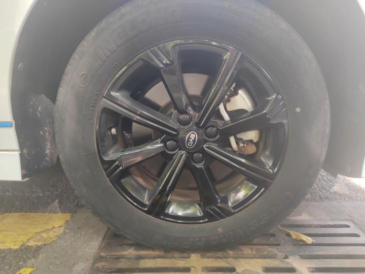 e2 2020 Upgraded Standard Range Comfort photo 8