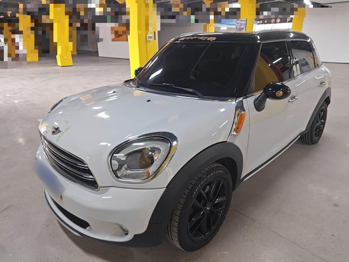 2014 1.6T COOPER ALL4 Fun