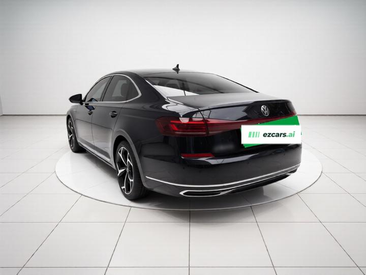 Passat 2023 330TSI Premium photo 4