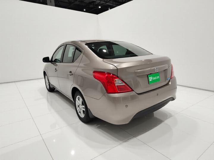 2014 1.5XE CVT Elite photo 4