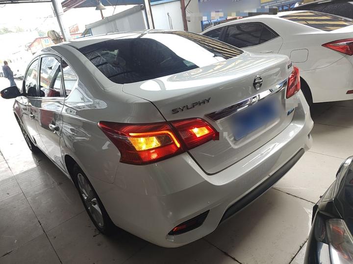 Sylphy 2016 1.6XL CVT Luxury photo 4