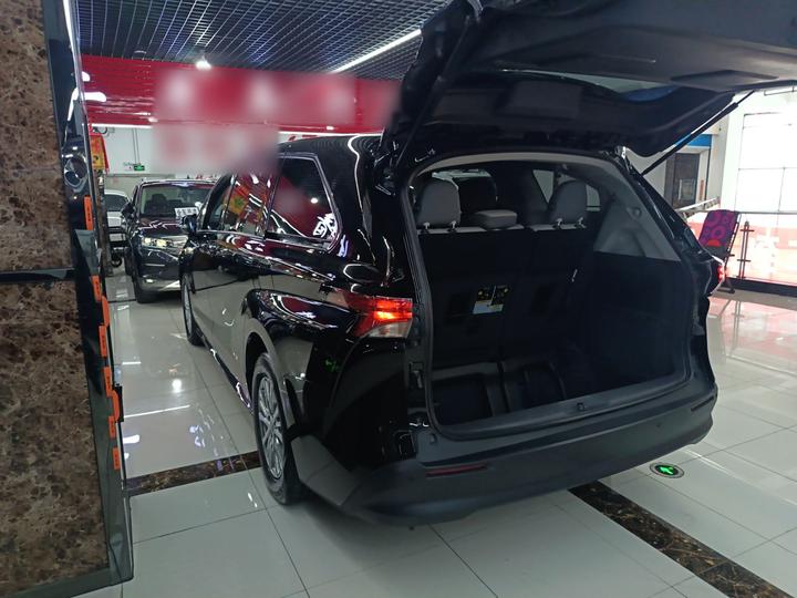 Sienna 2021 2.5L Hybrid Comfort photo 4