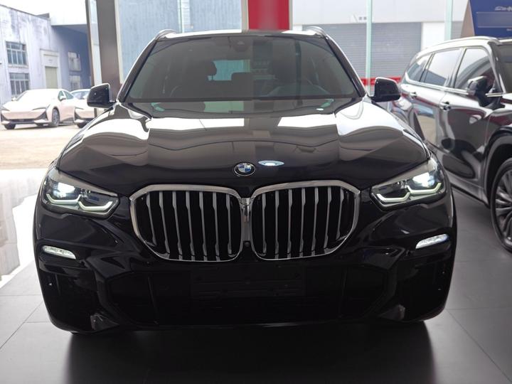 X5 Imported 2020 xDrive30i M Sport Package photo 2