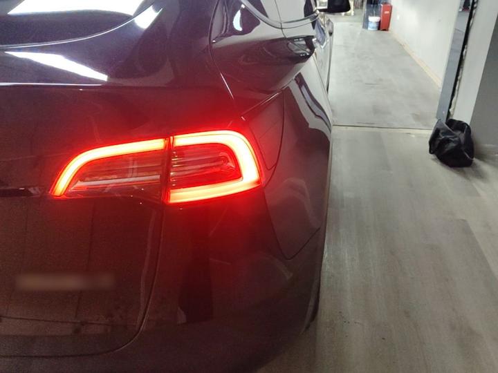 Model Y 2022 Facelift RWD photo 7