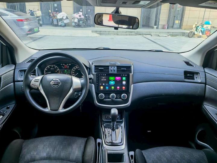 Tiida 2021 1.6L CVT photo 3