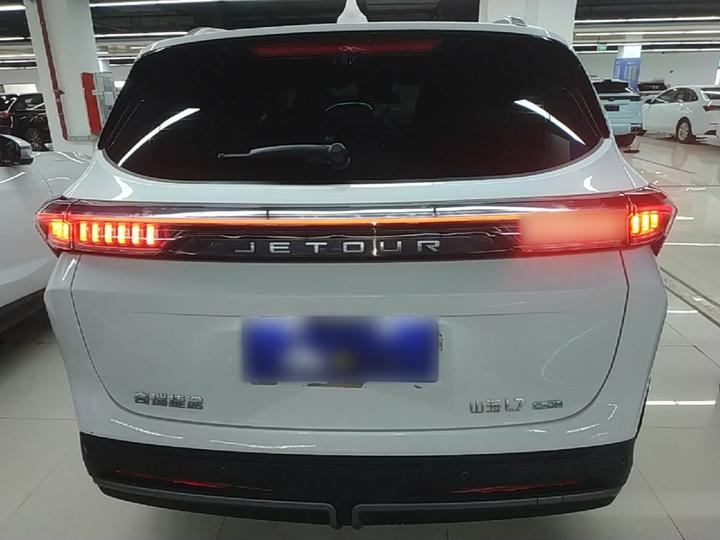 Shanhai L7 2024 1.5T 120km MAX 7-Seater photo 3