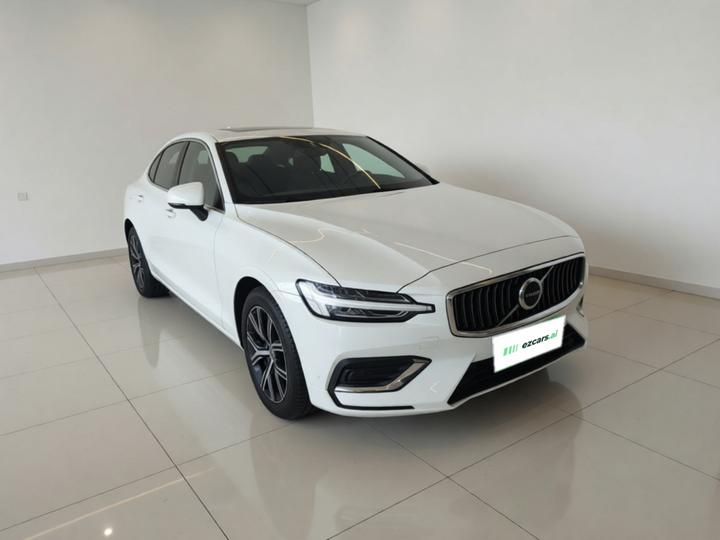 S60 2025 B4 Luxury photo 3