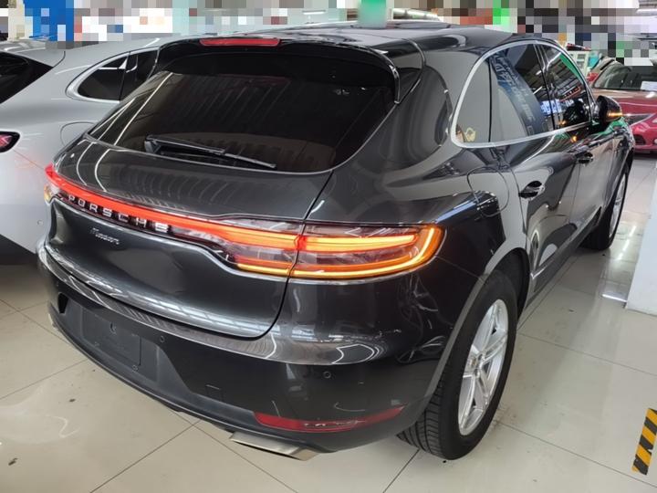 2021 Macan 2.0T photo 6