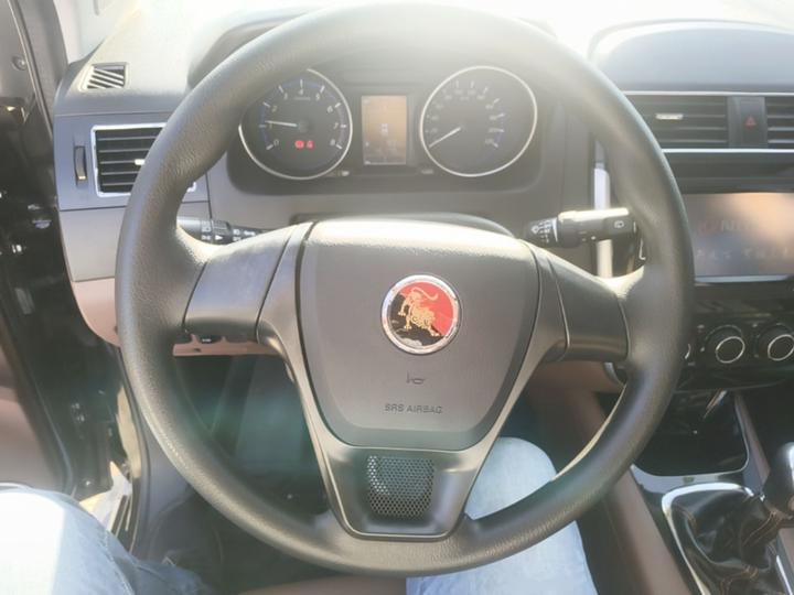 X5 2016 1.6L MT Luxury photo 6