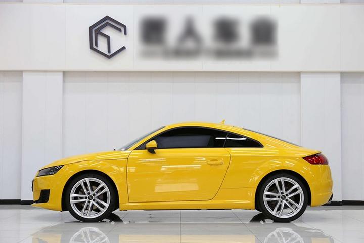 TT 2015 TT Coupe 45 TFSI quattro photo 2