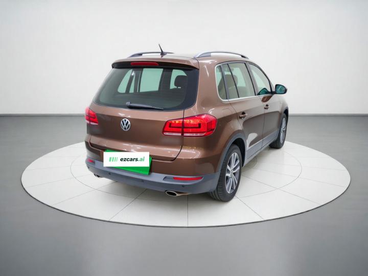 Tiguan 2016 300TSI AT AWD photo 4