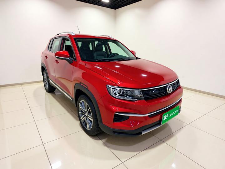 CS35PLUS 2019 1.4T DCT photo 3