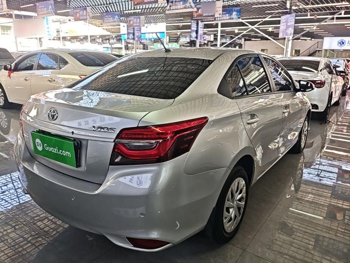 Vios 2021 1.5L CVT photo 6