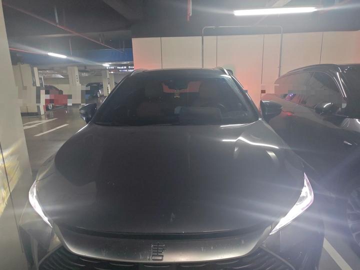 Tang EV 2022 DM-p 215KM AWD Flagship photo 2