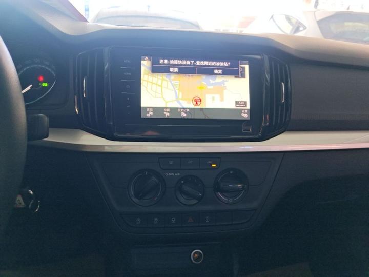 Kamiq 2020 1.5L AT Standard photo 8