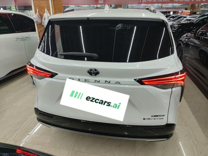 Sienna 2024 2.5L Hybrid AWD Premium photo 5