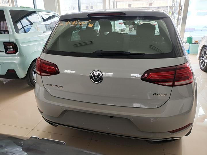 Golf 2018 1.6L AT Comfort photo 3