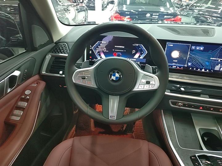 X5 2023 xDrive 30Li M Sport Package photo 6