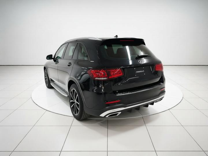 GLC 2020 GLC 300 L 4MATIC Dynamic photo 4