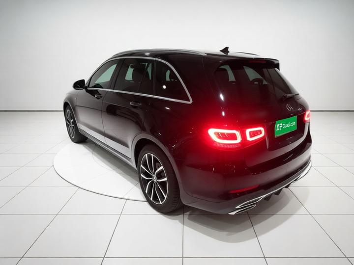 GLC 2020 Facelift GLC 260 L 4MATIC Luxury photo 4