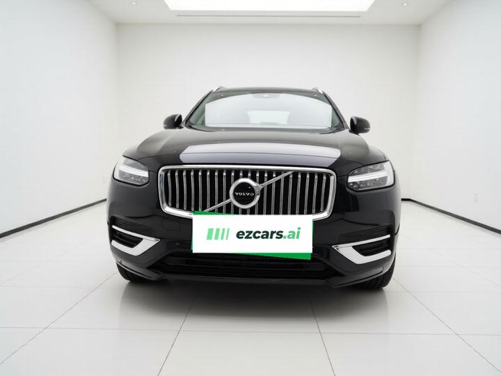 XC90 EV 2022 E Hybrid T8 Smart Premium Luxury 7-Seater photo 2
