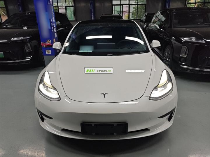 Model 3 2021 Standard Range RWD Upgraded photo 2