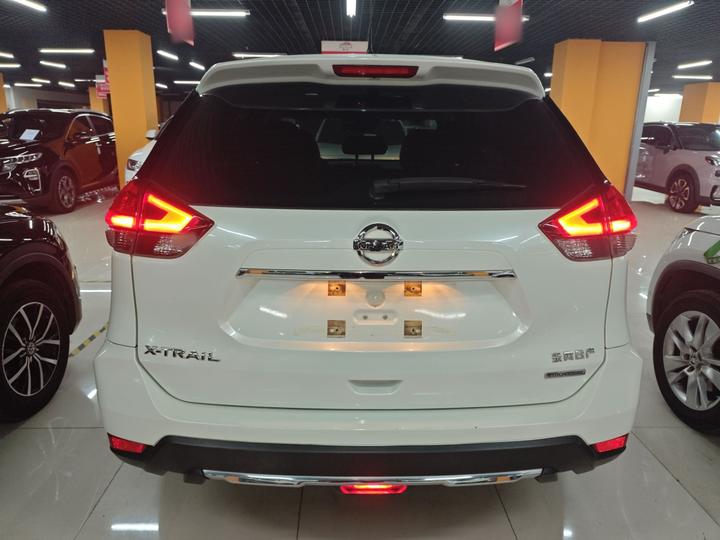 X-Trail 2019 2.0L CVT Connected Comfort 2WD photo 3