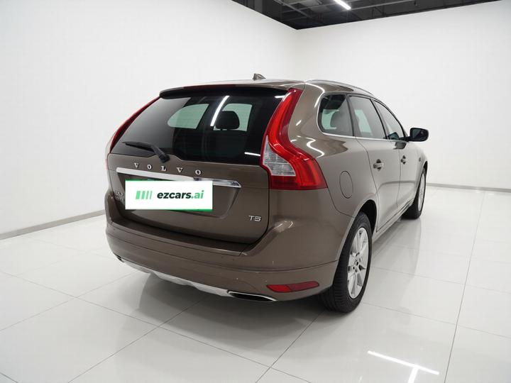 XC60 2017 T5 Upgraded photo 6