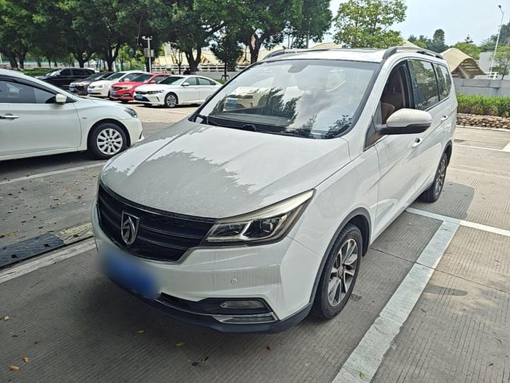 730 2017 1.8L iAMT Exclusive 7-Seater
