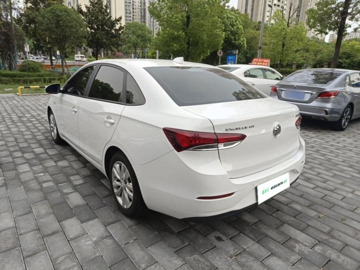 Excelle 2019 15T DCT Elite China VI photo 4