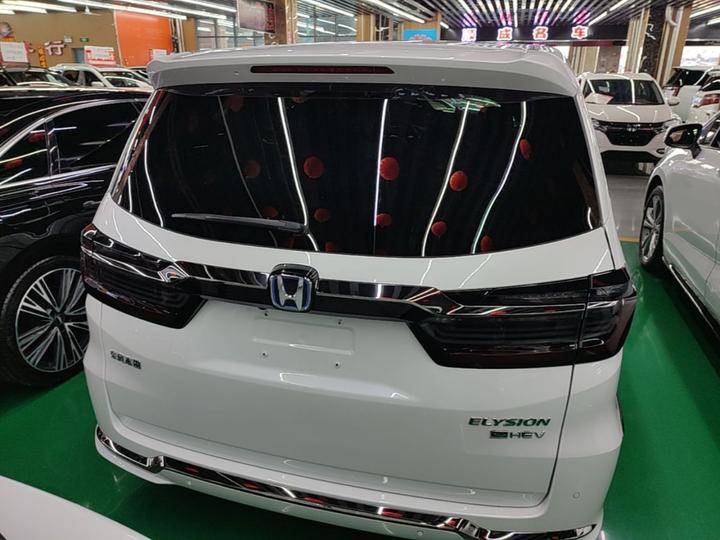 Elysion 2022 2.0L e:HEV Luxury photo 3